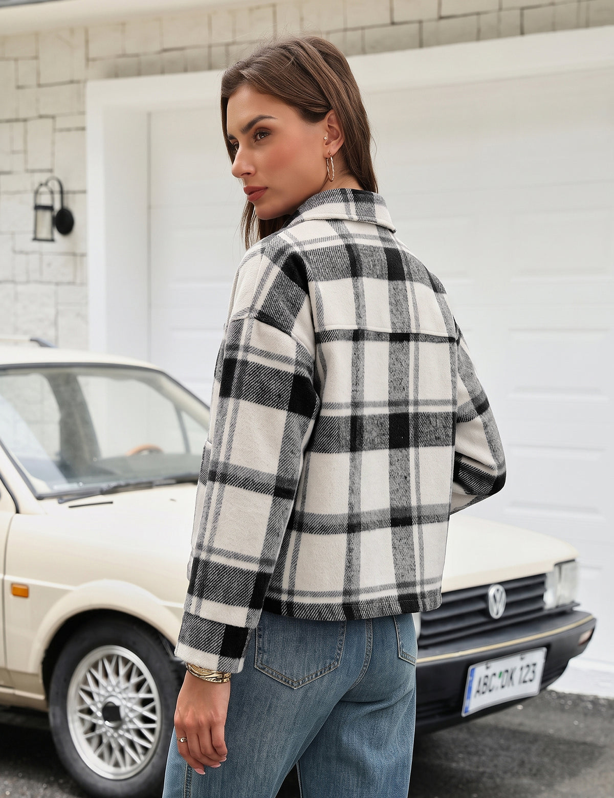 LOMON Women's Flannel Cropped Plaid Shacket Jacket Button Down Fall Outfits