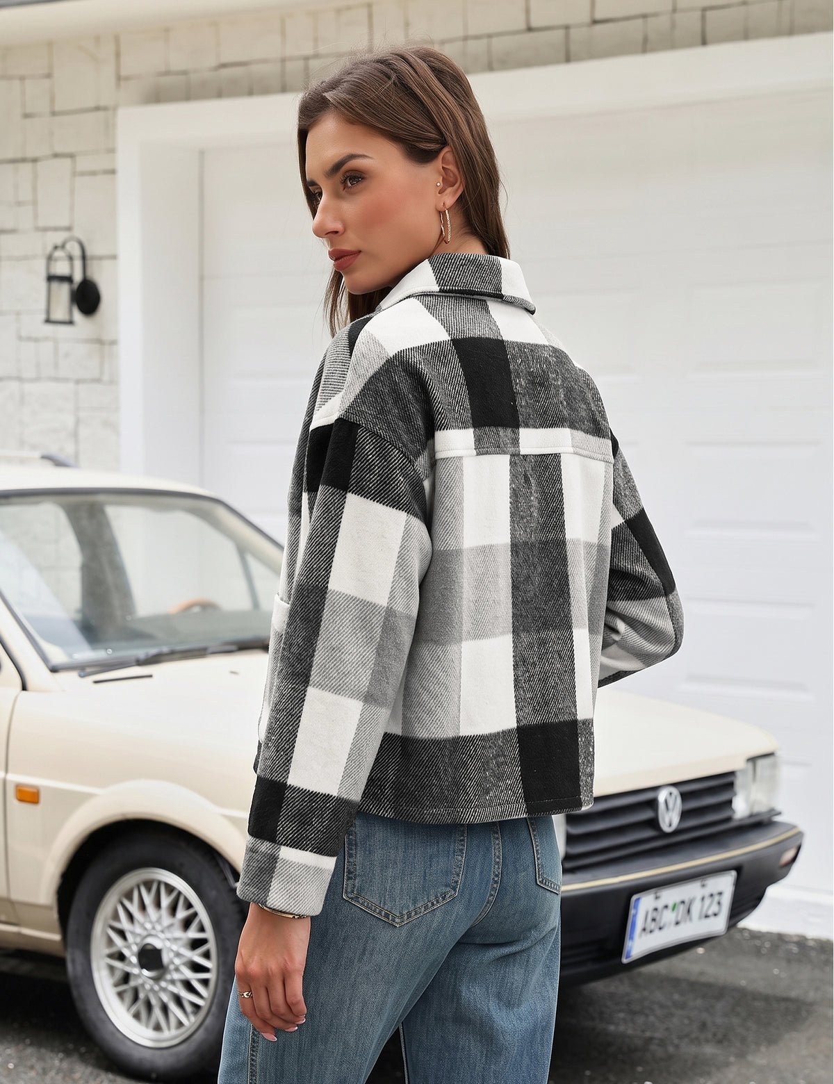 LOMON Women's Flannel Cropped Plaid Shacket Jacket Button Down Fall Outfits