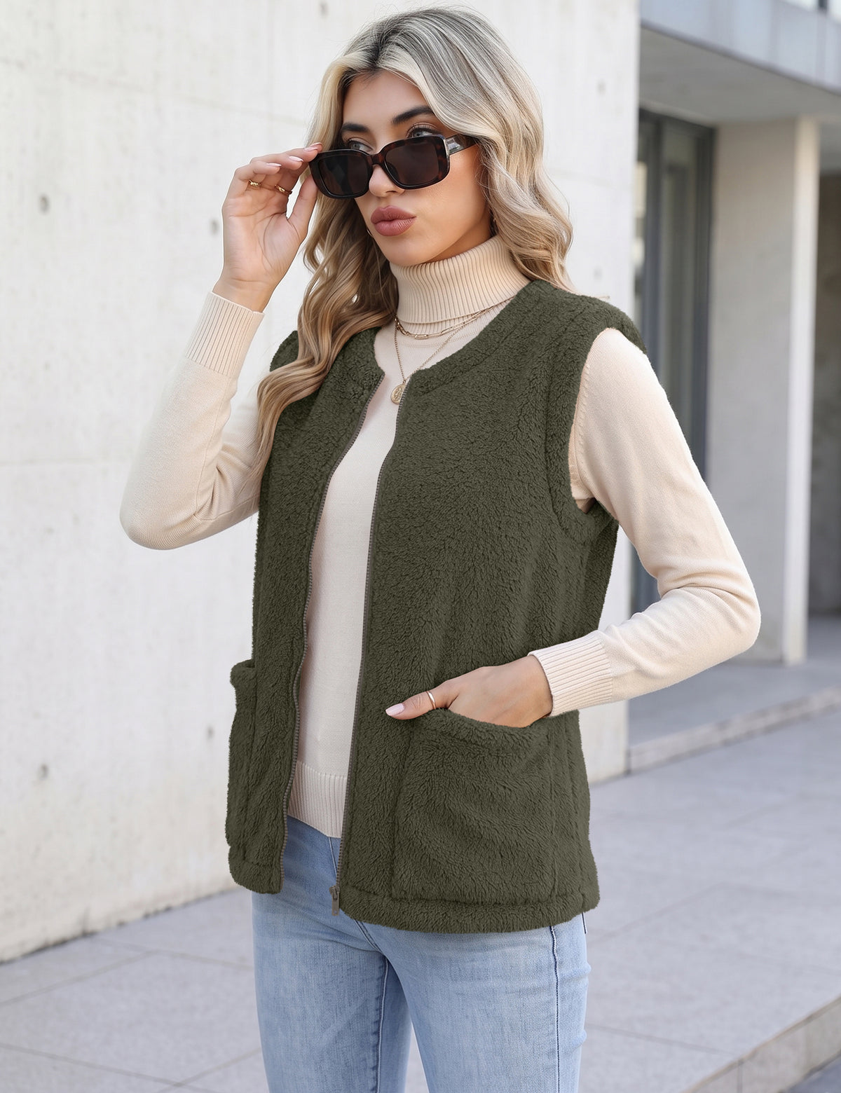 LOMON Womens Fuzzy Fleece Vest Warm Sleeveless Zip-Up Sherpa Jacket